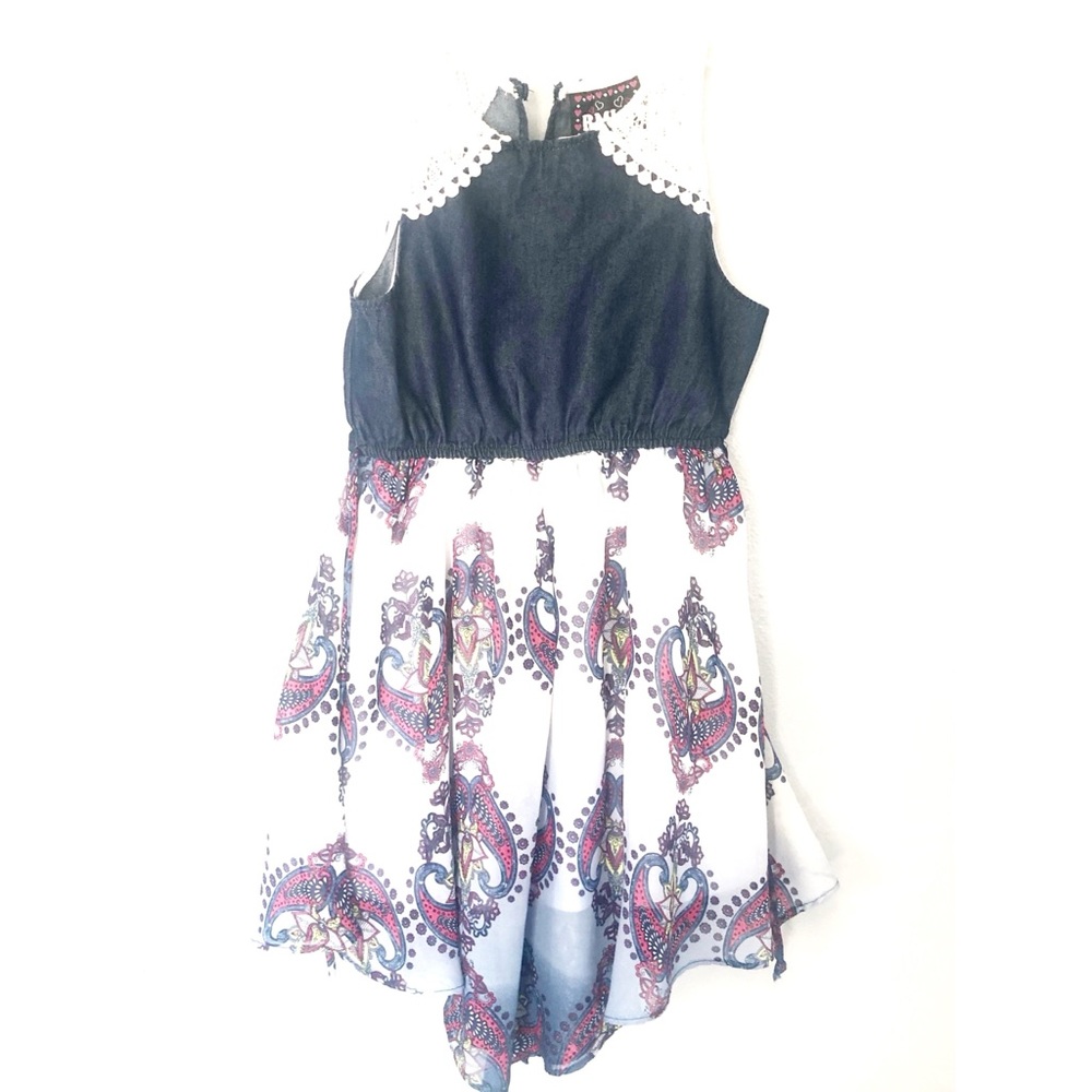 Girls dress
